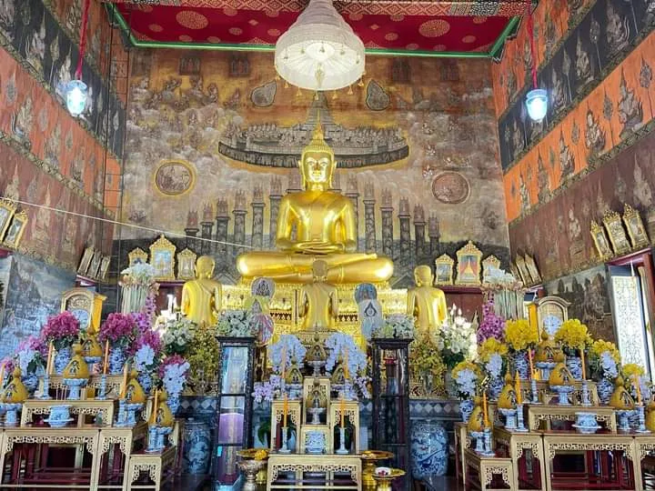 Wat Rakhang Kositaram Woramahawihan - Bangkok Travel Reviews｜Trip.com  Travel Guide