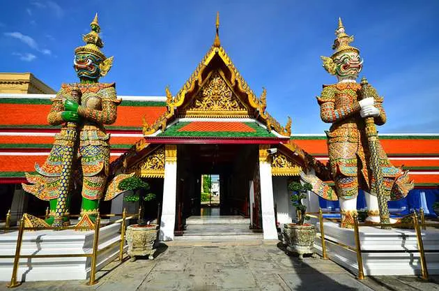 Chùa Phật Ngọc Wat Phra Kaew Thái Lan có gì đặc biệt? Vì sao nổi tiếng