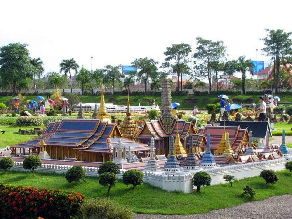 Vé Mini Siam Pattaya - Giá tốt nhất tại Traveloka Xperience