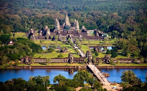 Quần thể đền Angkor Wat
