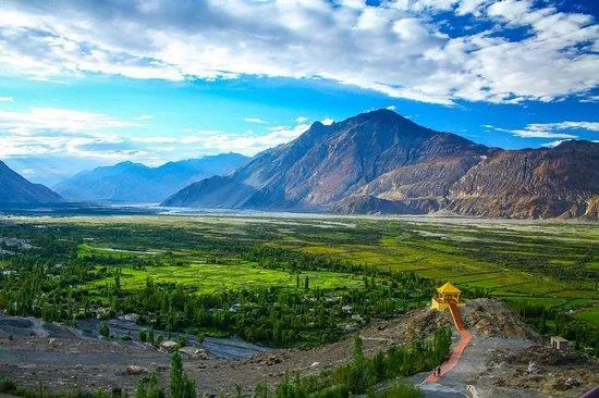 Nubra Valley được biết đến là thung lũng đẹp nhất ở Ladakh