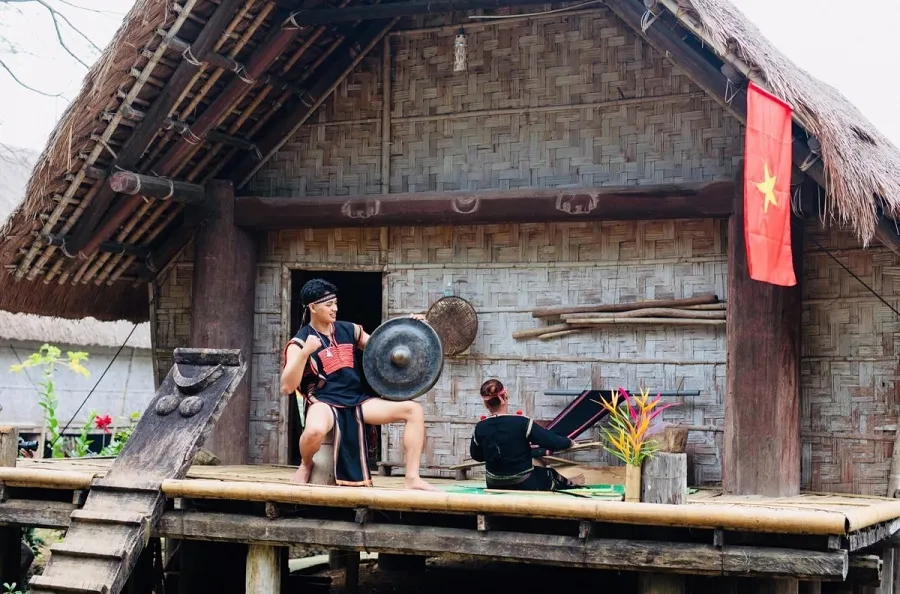 Recreating the lifestyle of the Tay Nguyen ethnic group at the Cultural Village