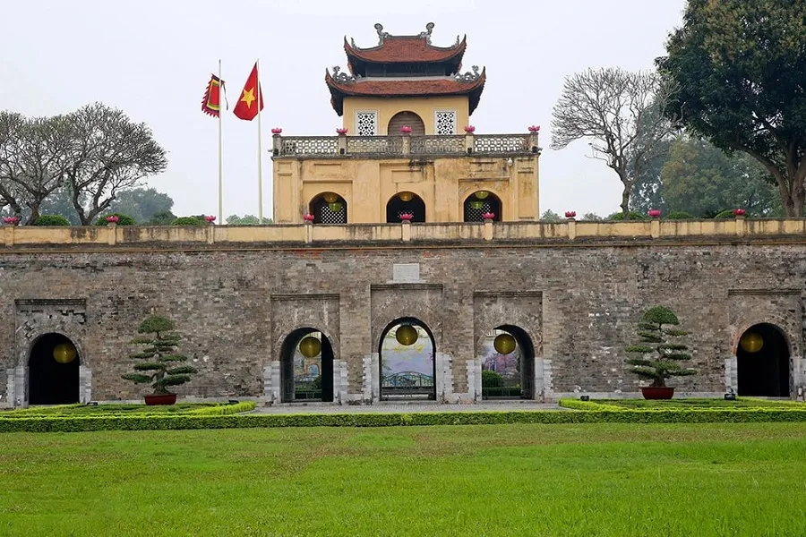 Three-entrance gate at Thang Long Imperial Citadel
