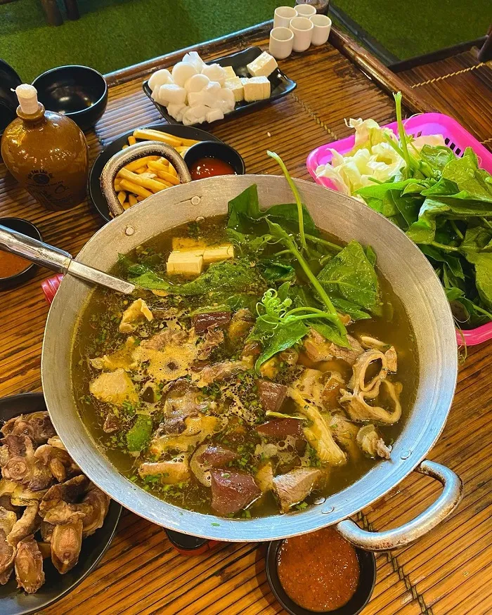 Thắng cố- món ăn truyền thống của người H'Mông