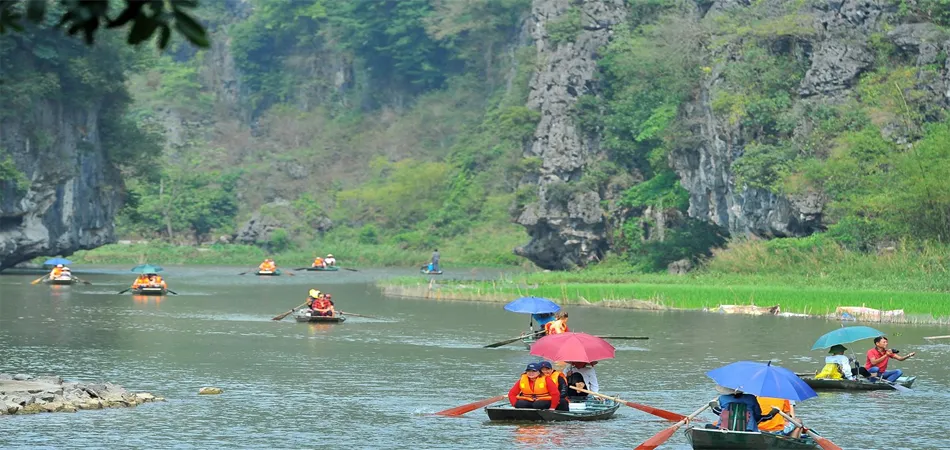 Boating in Ninh Binh Vietnam