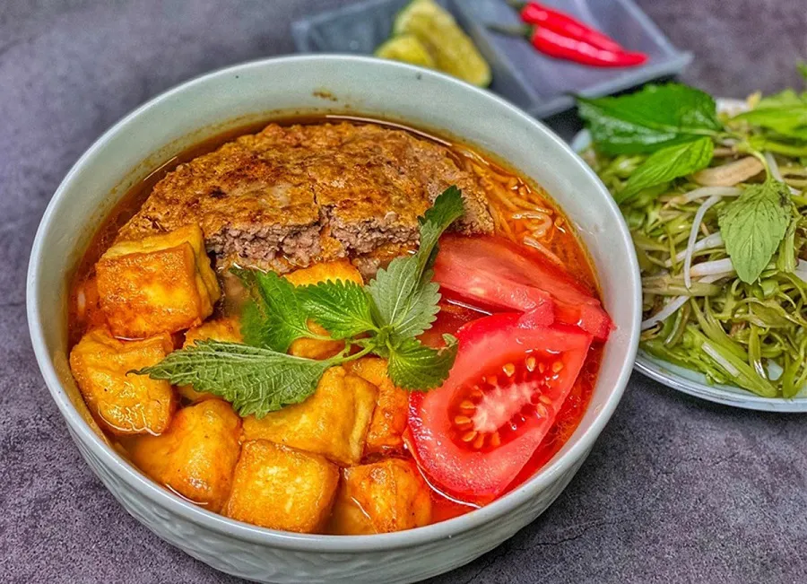 Bun rieu is delicious without being greasy 