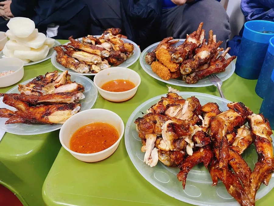 Grilled chicken feet are delicious without being greasy