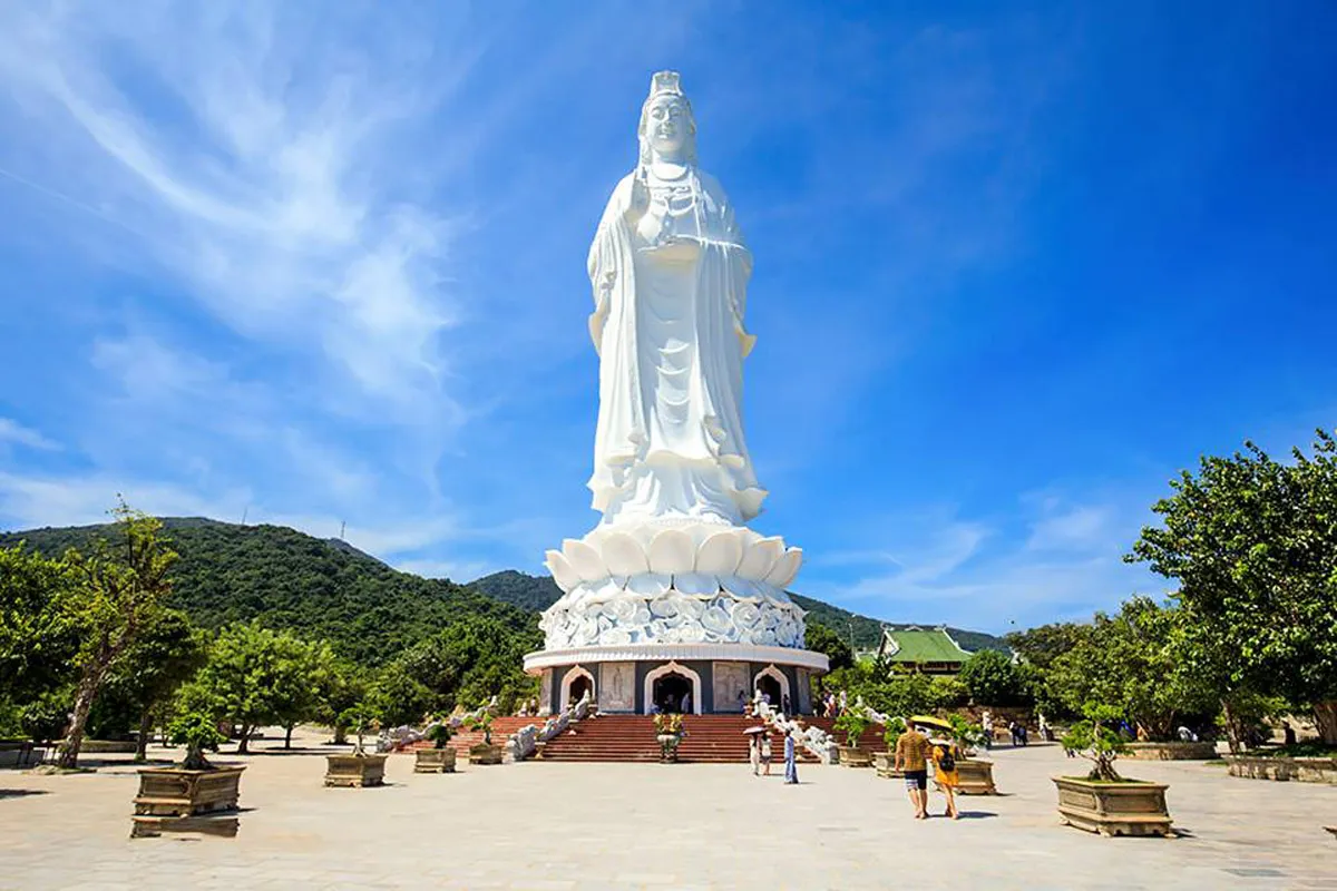 Linh Ung Pagoda - a sacred spiritual tourist destination