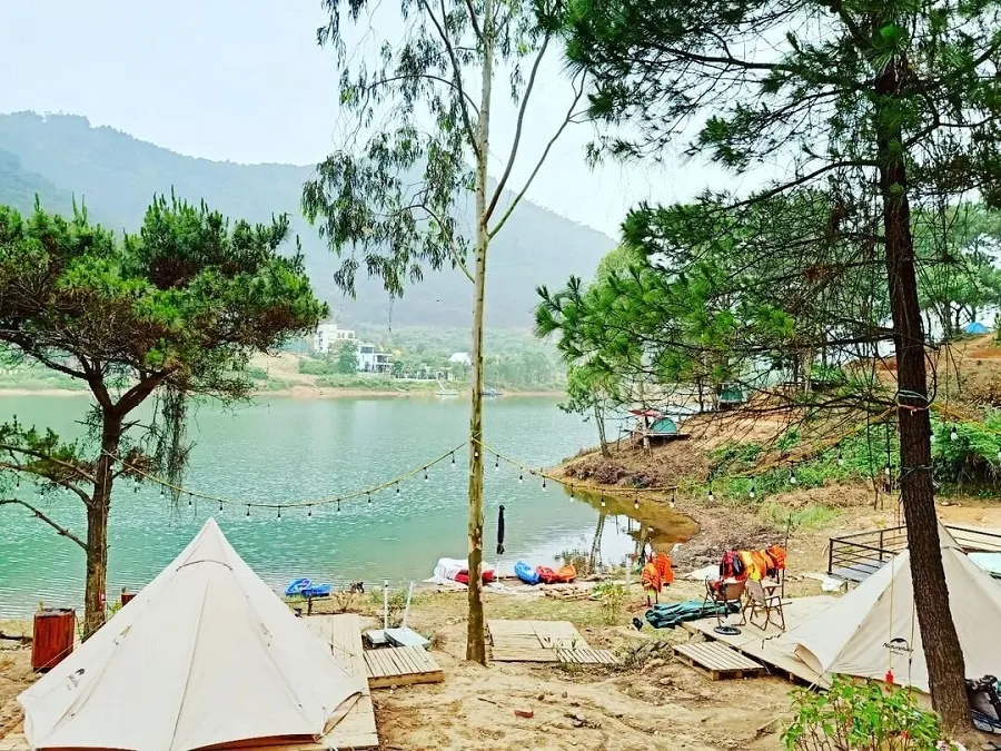Hồ Đồng Đò thơ mộng nằm ngay tại Sóc Sơn