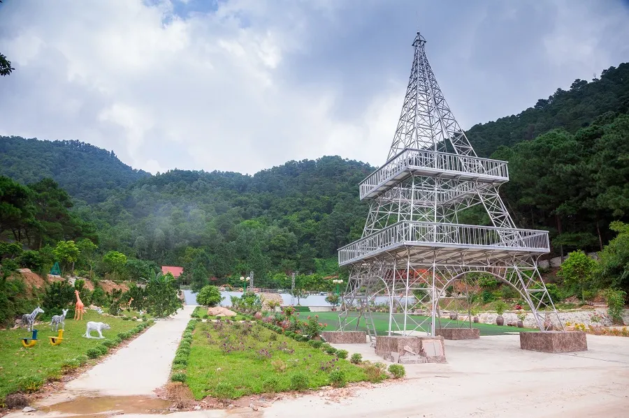 Thien Phu Lam eco-tourism area with a large area
