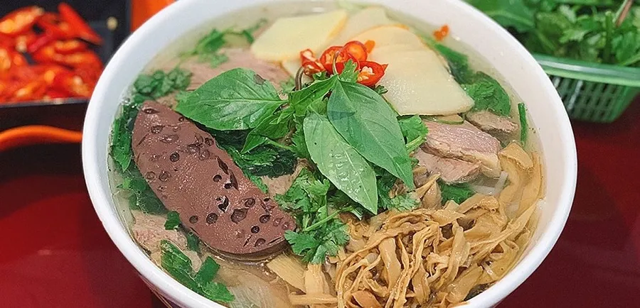 Each restaurant will have its own recipe to create a special flavor for the noodle dish