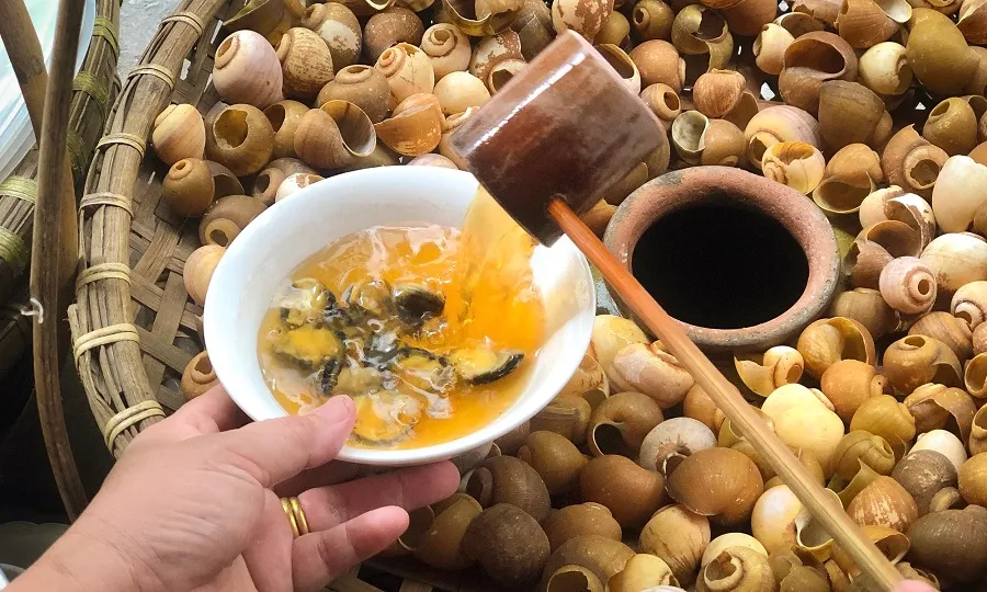 Bún ốc nguội mang hương vị độc đáo và là món quà tượng trung cho văn hóa ẩm thực