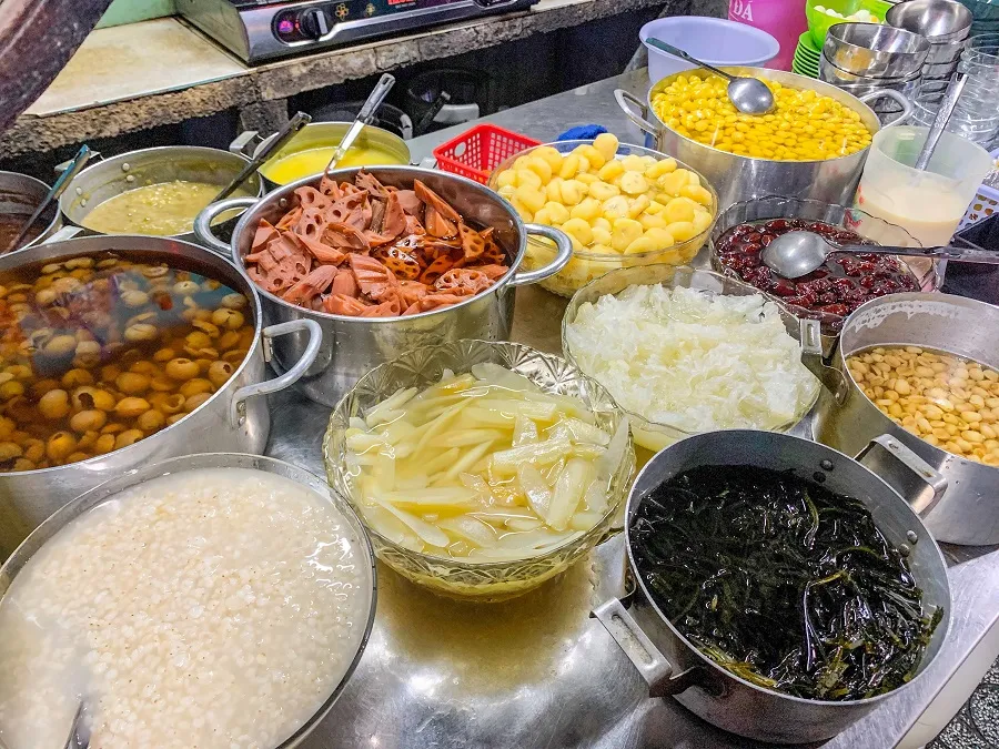 Many types of ingredients are combined together
