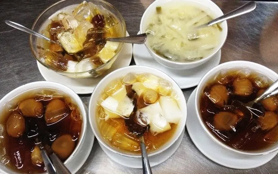 Sweet soup brings a refreshing feeling to the person eating it

