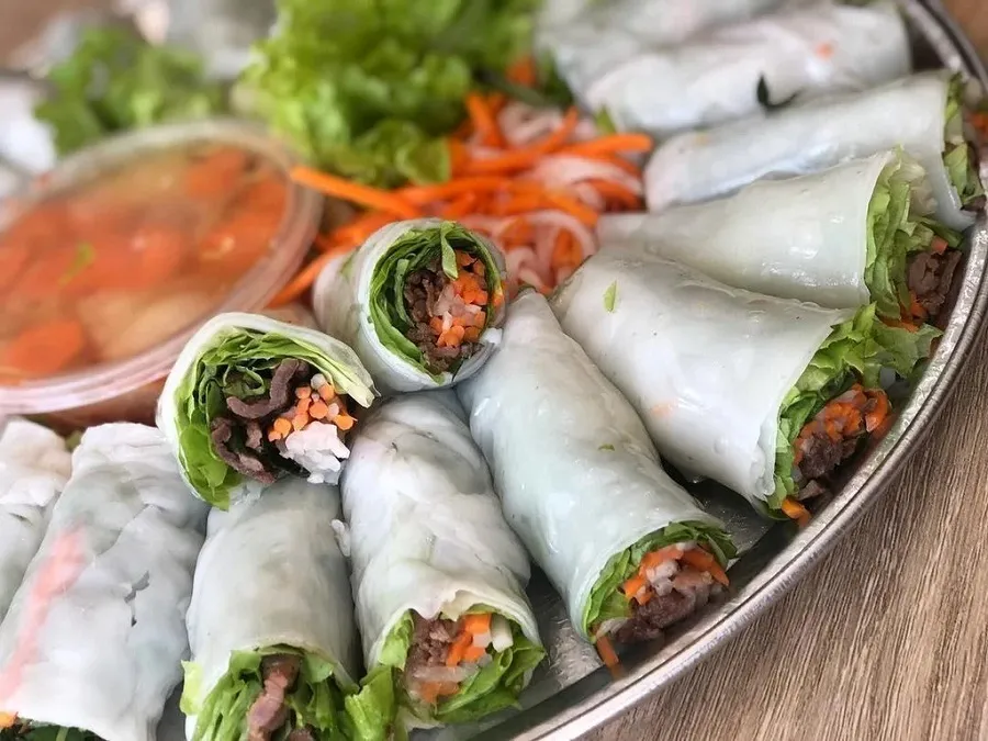 Pho rolls attract diners because of their delicious taste without being greasy