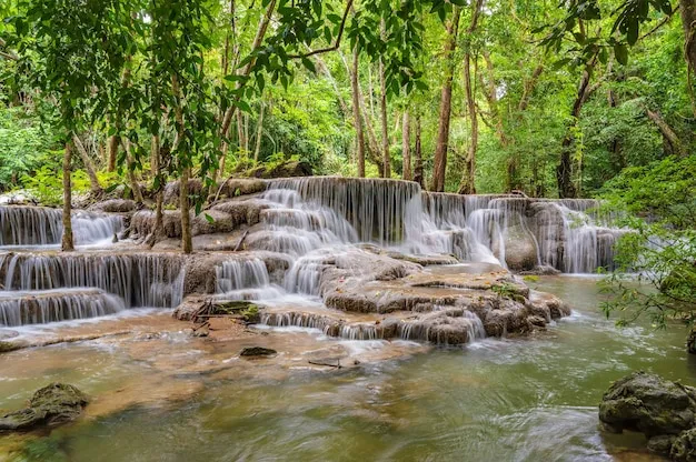 Premium Photo | Landscape of huai mae khamin waterfall srinakarin national  park at kanchanaburi thailand.huai mae khamin waterfall sixth floor "dong  phi sue"