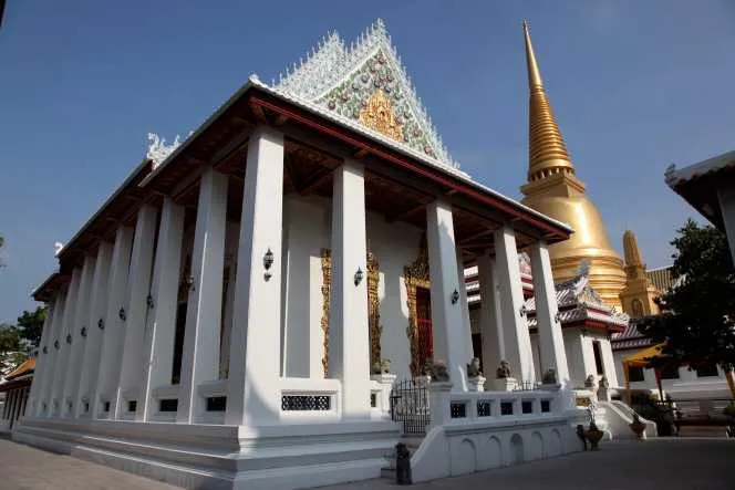 Wat Bowonniwet Vihara, Bangkok | Timings, How to Reach | Holidify