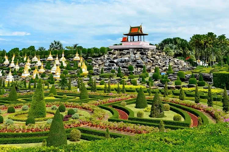 Nong Nooch tropical garden - Ticket price 400 Baht