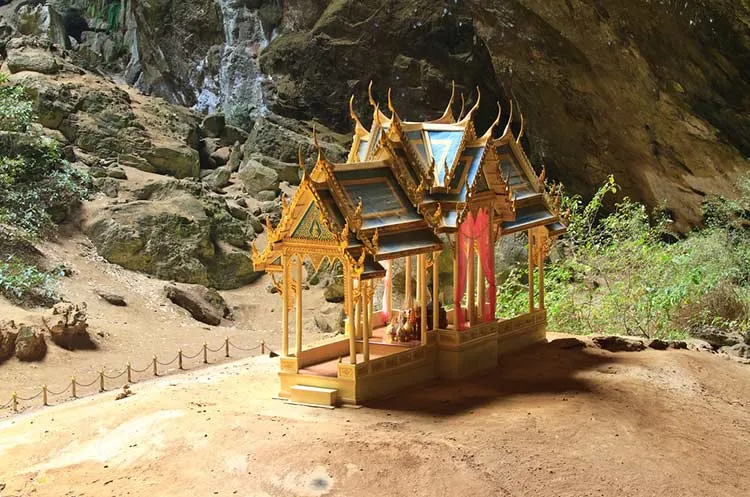 Phraya Nakhon cave - Beautiful cave near Hua Hin