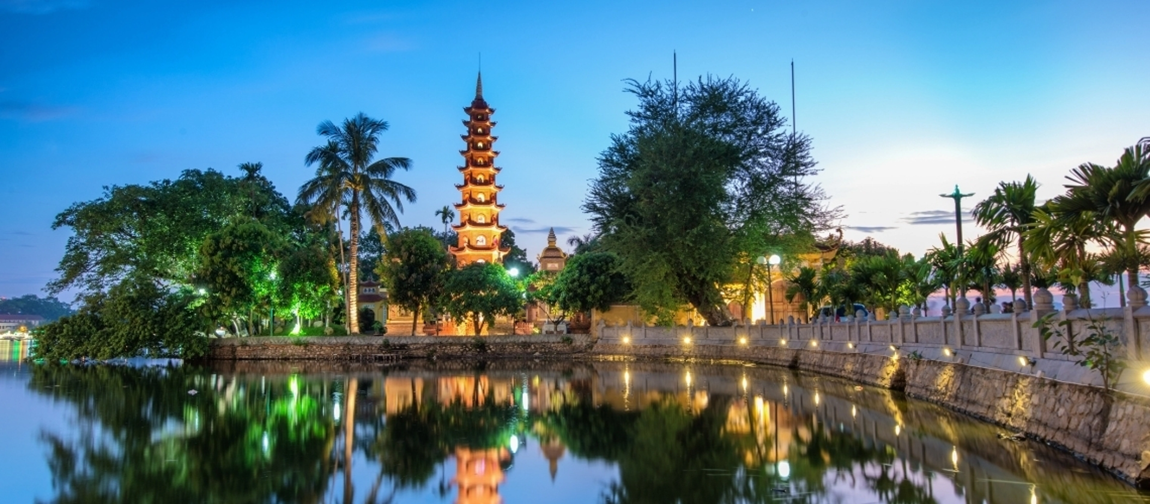 Tran Quoc Pagoda - The oldest and most sacred pagoda in Hanoi