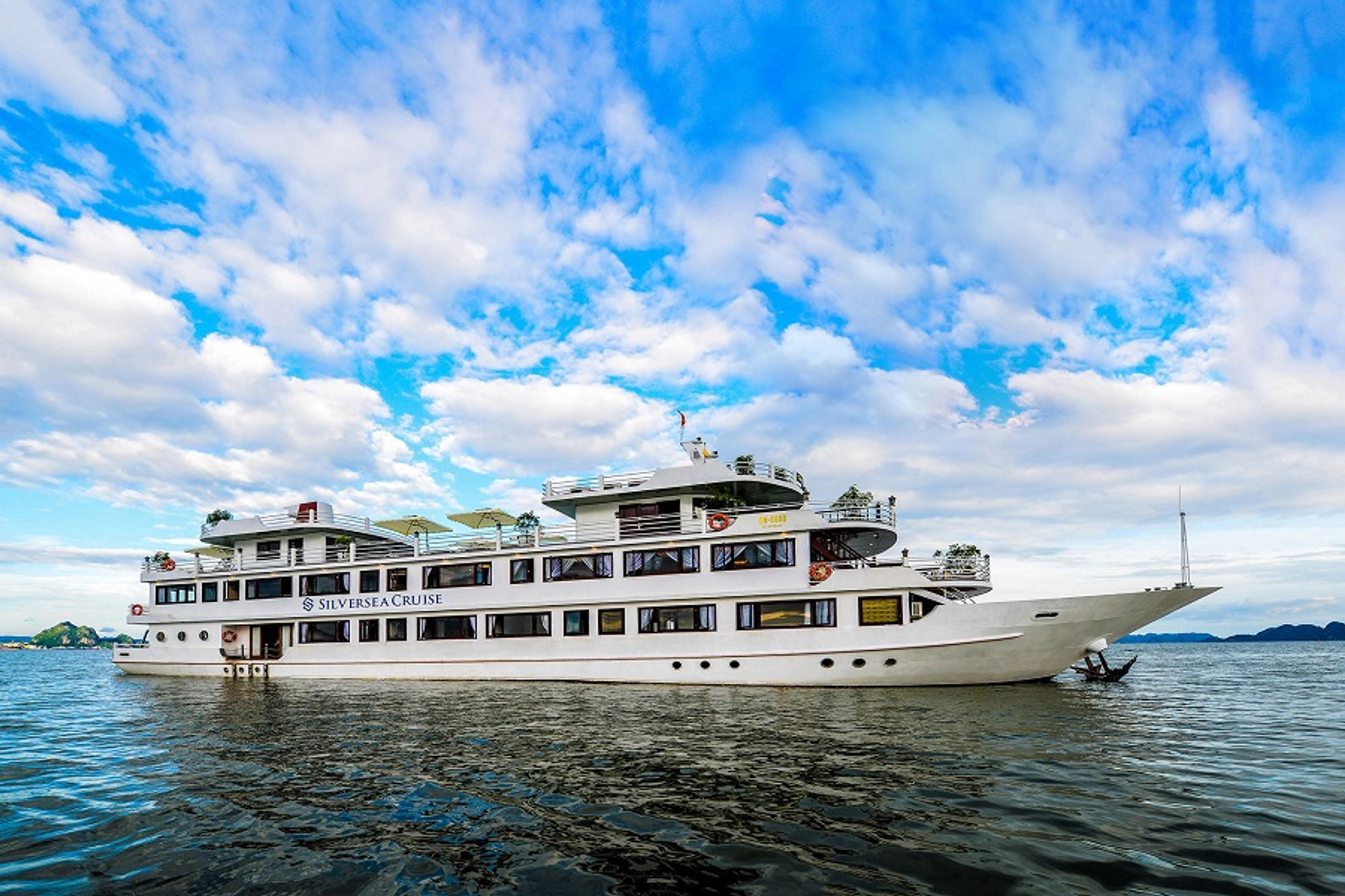 Luxury Sleeping Board tour - Ha Long Silversea Cruise