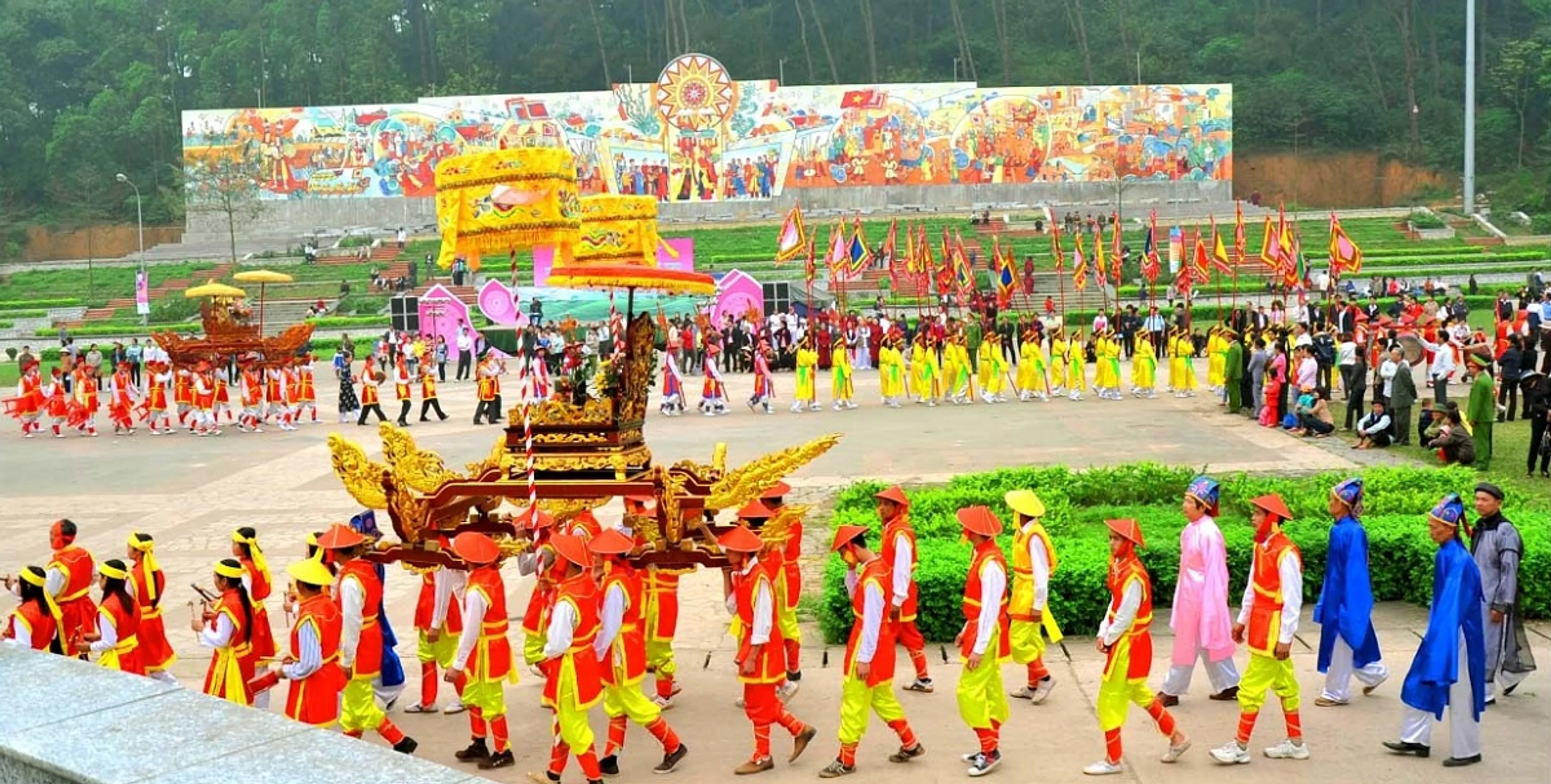 Lễ hội Đền Hùng Phú Thọ - Lễ hội bản sắc dân tộc Việt Nam