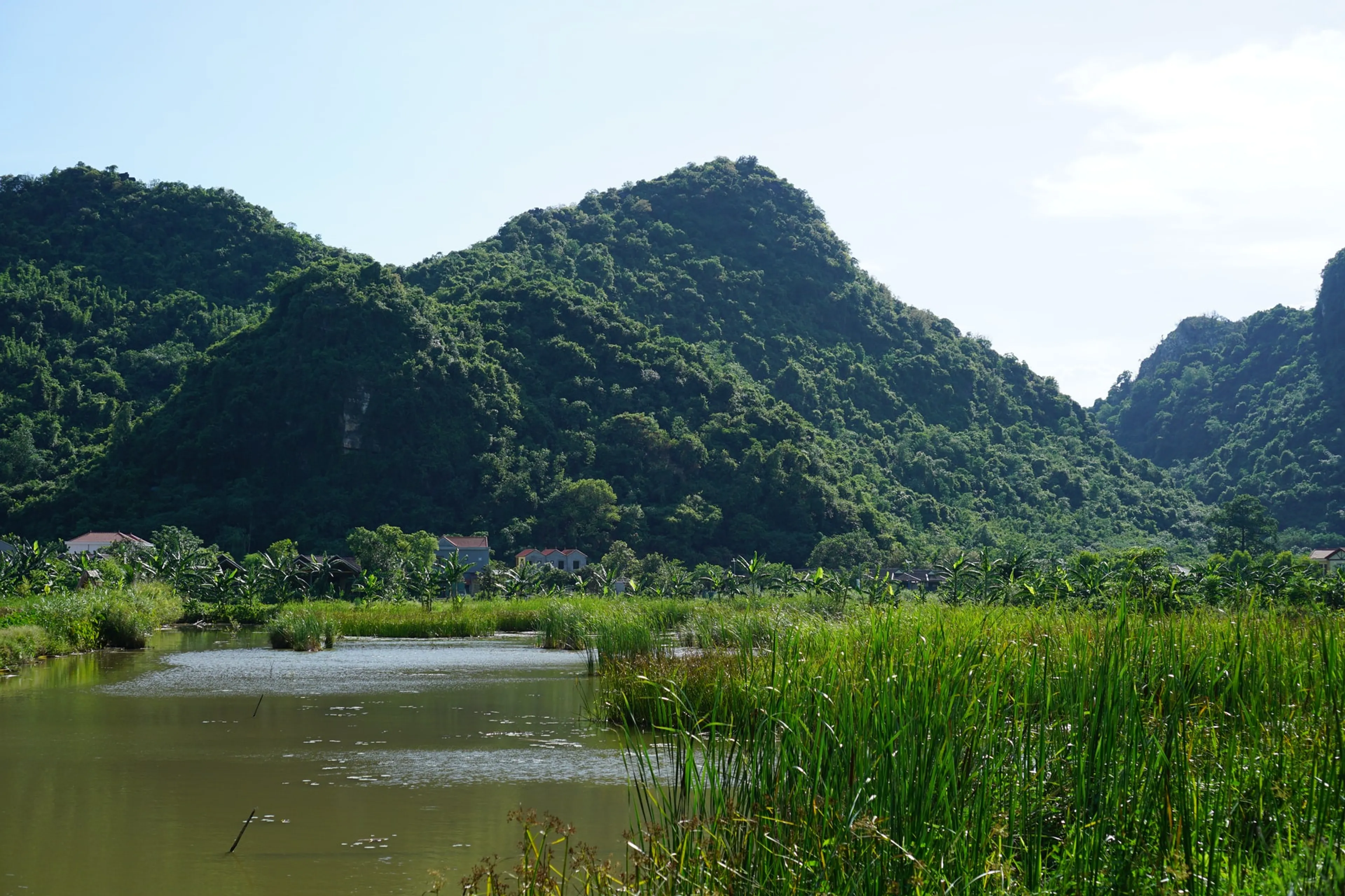 2 Days and 1 Night Ninh Binh Small Group Tour From Hanoi