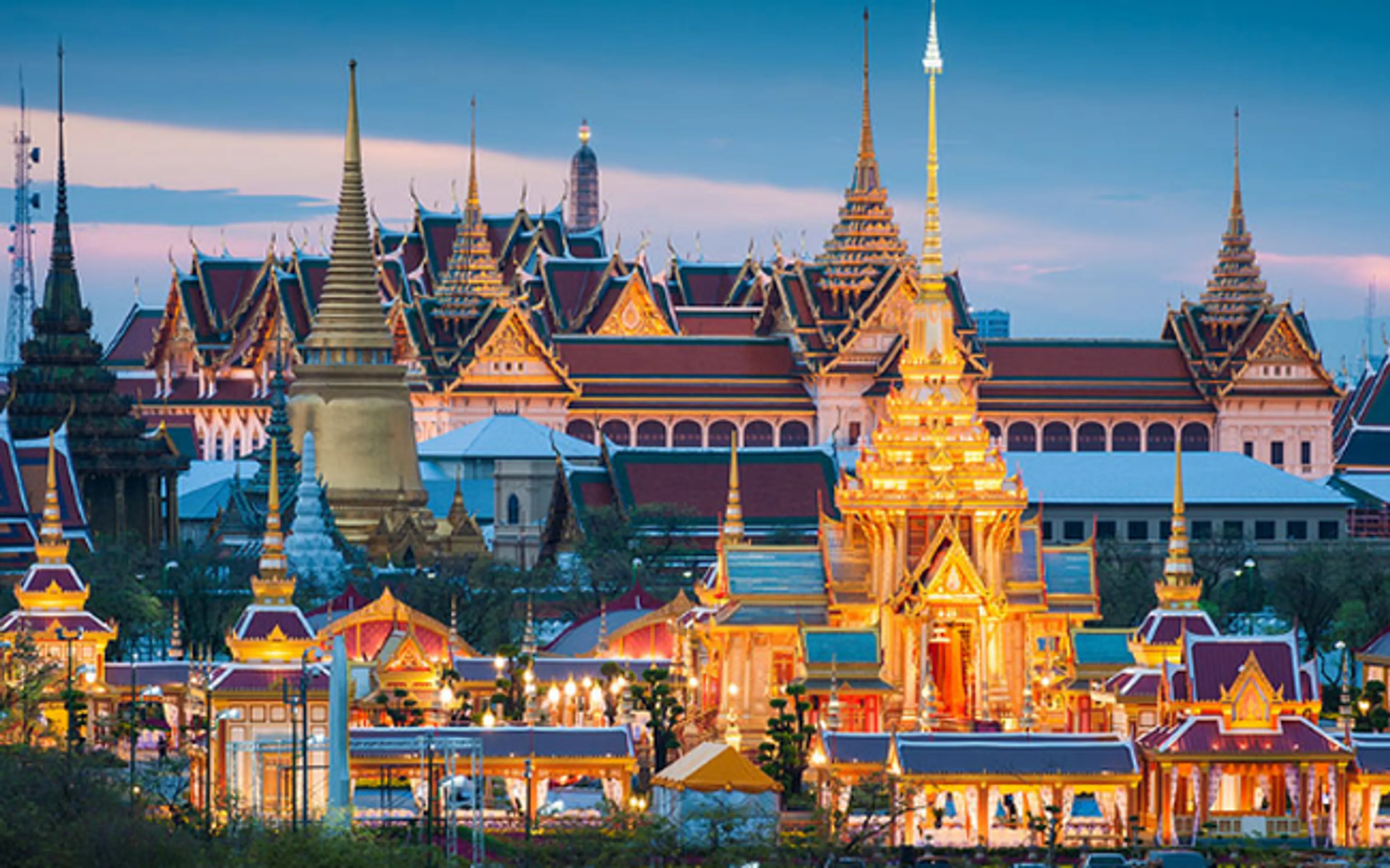 Đến thăm và trải nghiệm ngôi chùa lớn khang trang,lộng lẫy tại Thái Lan