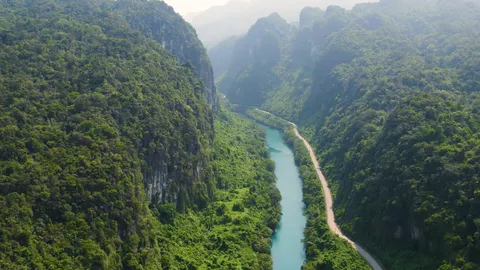 Phong cảnh dòng sông Son vô cùng thơ mộng
