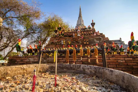 Đền chùa Phra That Khao Thong