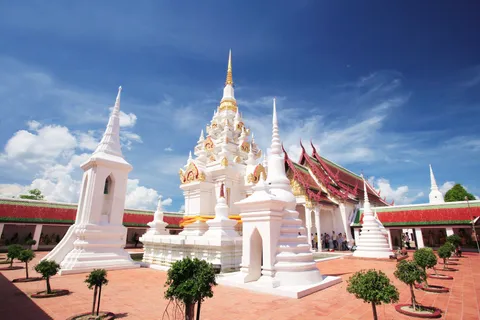 Chùa Wat Phra Borommathat Chaiya