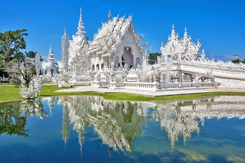 Wat Rong Khun (Đền Trắng)