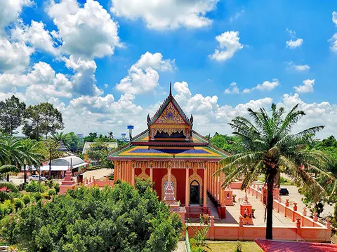 Wat Kaeo Phichit 