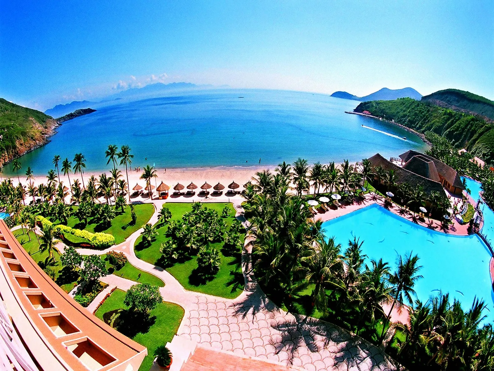 Địa điểm thưởng thức ẩm thực nổi tiếng