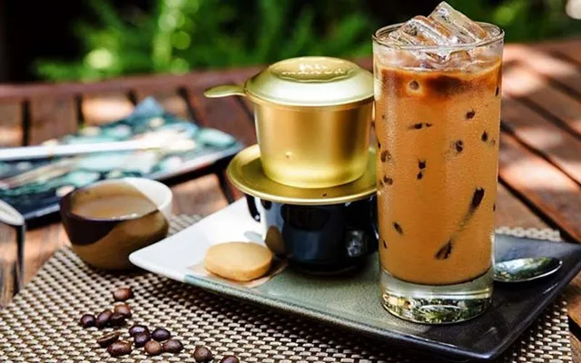 Tác động của cà phê sữa đá đến đời sống người Sài Gòn