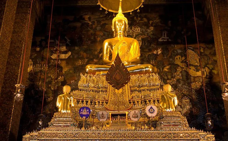 Chùa Wat Suthat ở Bangkok