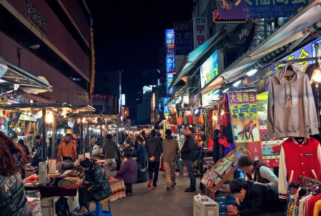 Những điểm tham quan gần chợ đêm