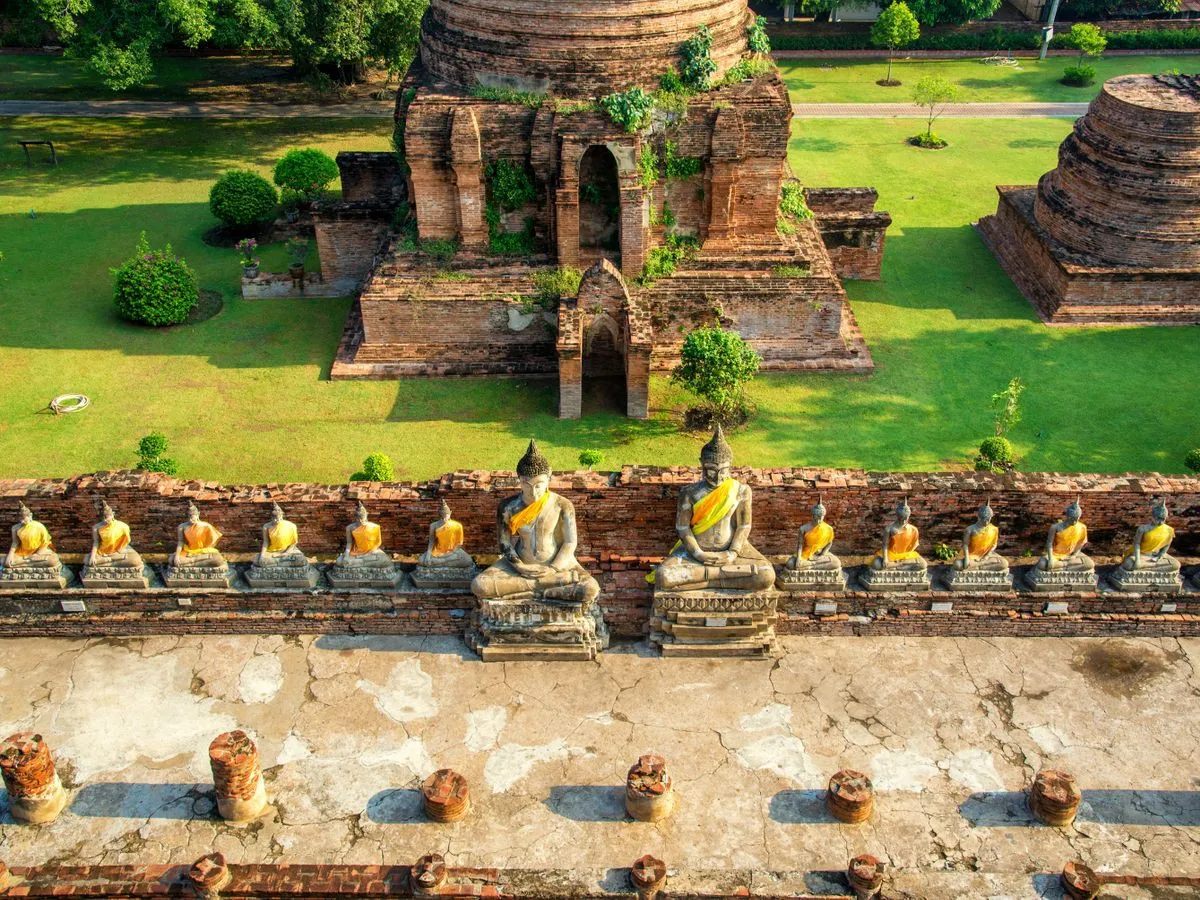 Chuyến đi đến Ayutthaya cổ kính