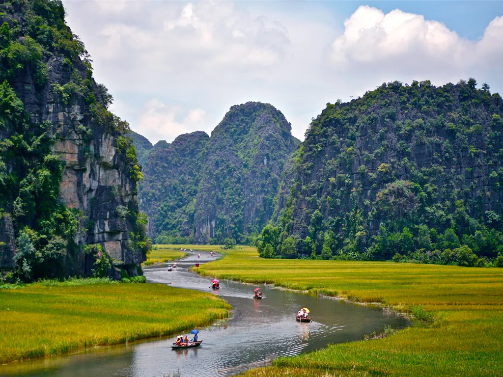 Introduction to Tam Coc: The Halong Bay on Land