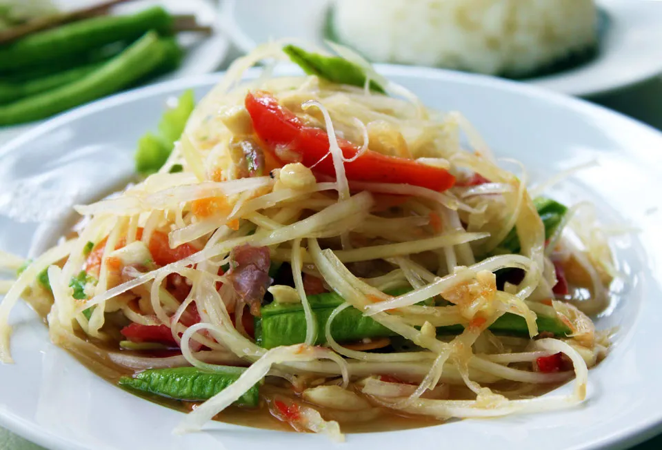 Cultural Significance of Som Tum in Thai Society