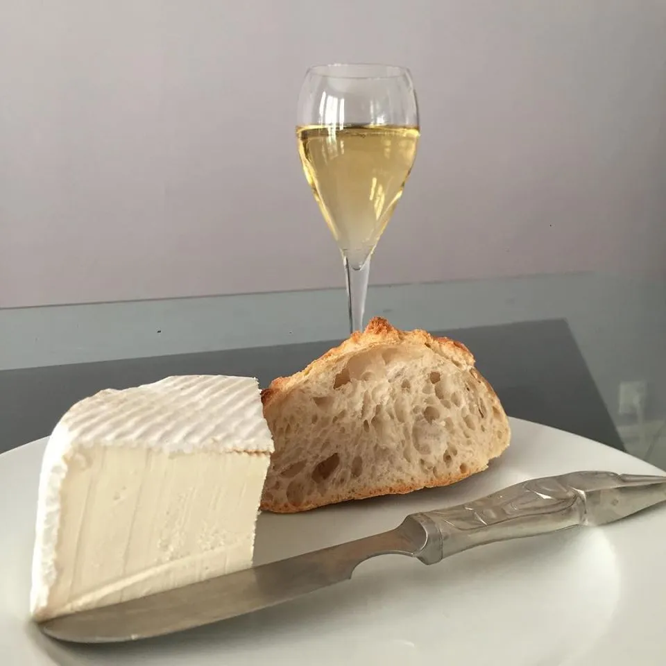 Culinary Delights: Pairing Champagne with Local Cuisine