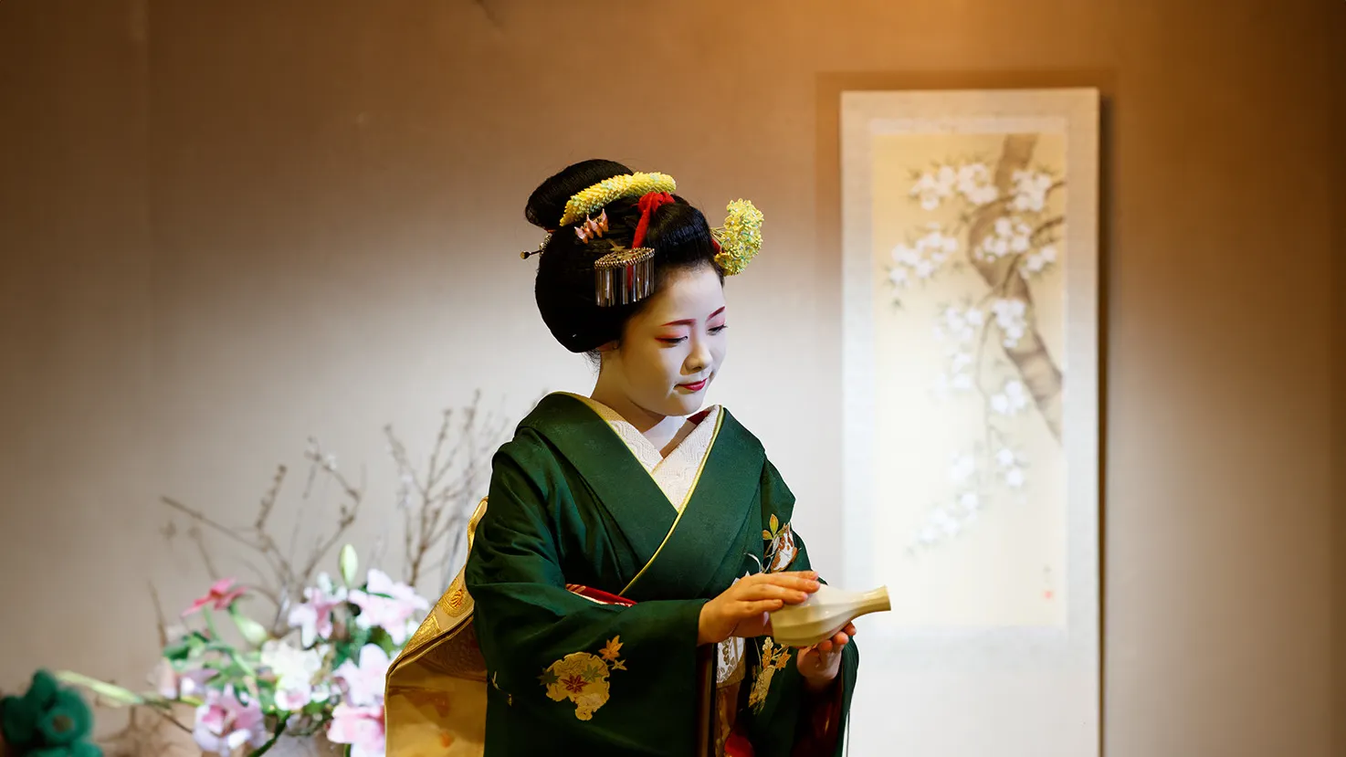 Evening Geisha Spotting: An Enchanting Experience