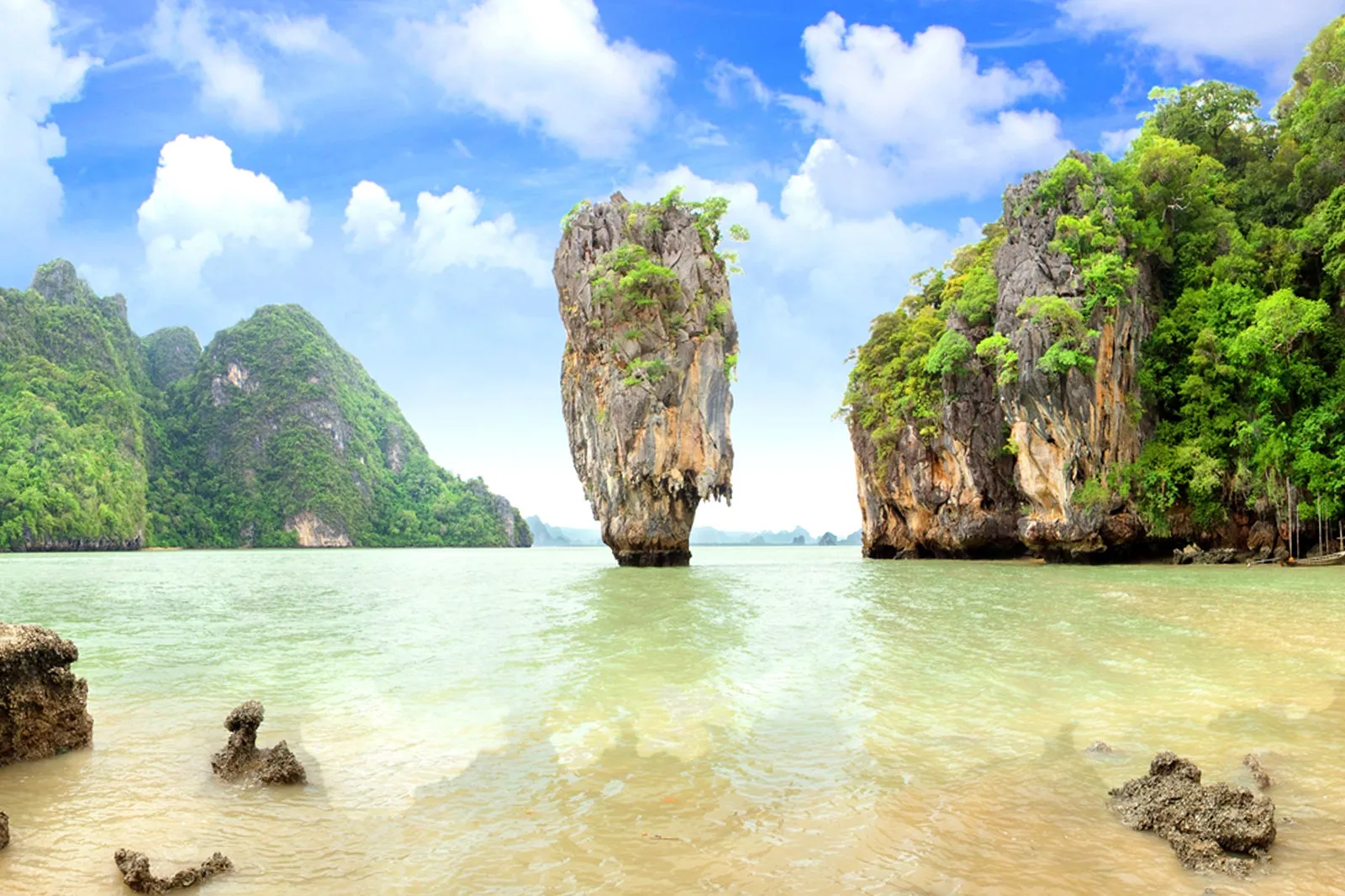 Exploring the Scenic Beauty and Natural Wonders
