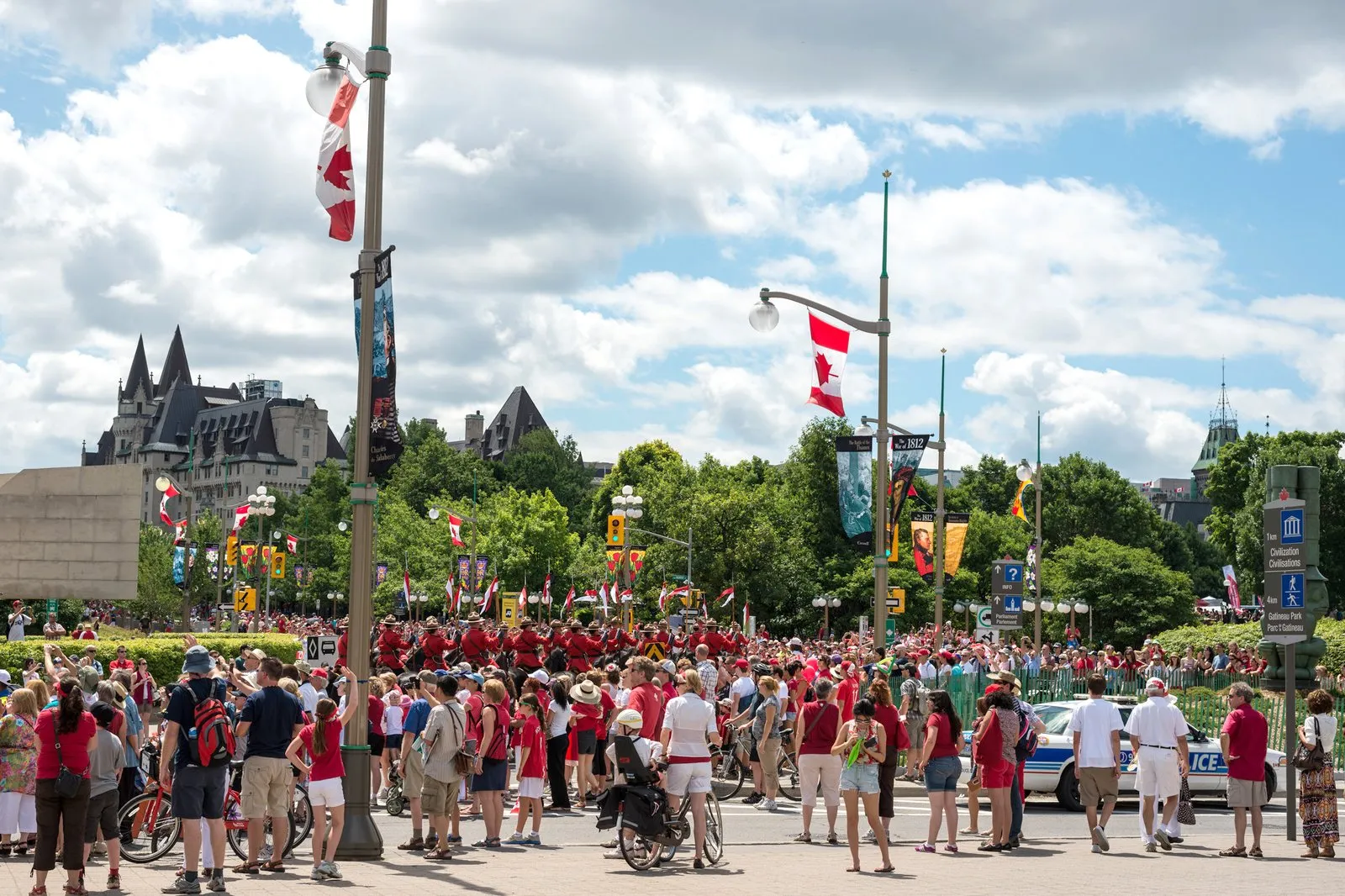 Events and Festivals Celebrating Local Cuisine