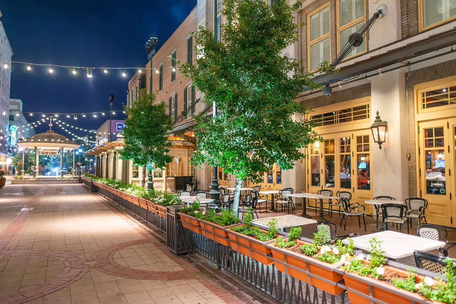 Local Favorites: Must-Visit Eateries in Bywater