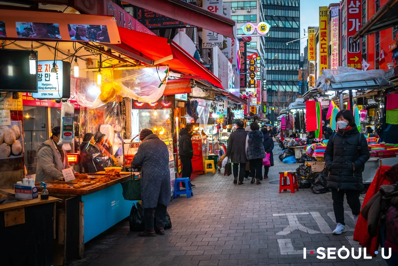 Cultural Insights: The Market's Role in Seoul Life
