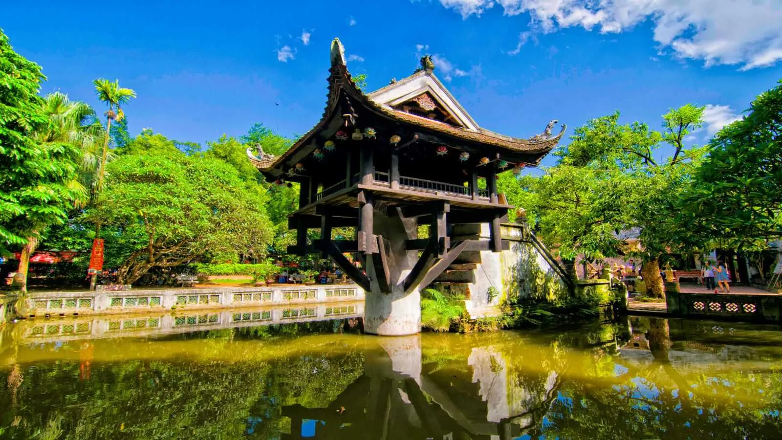 Kiến trúc và cảnh quan đặc trưng