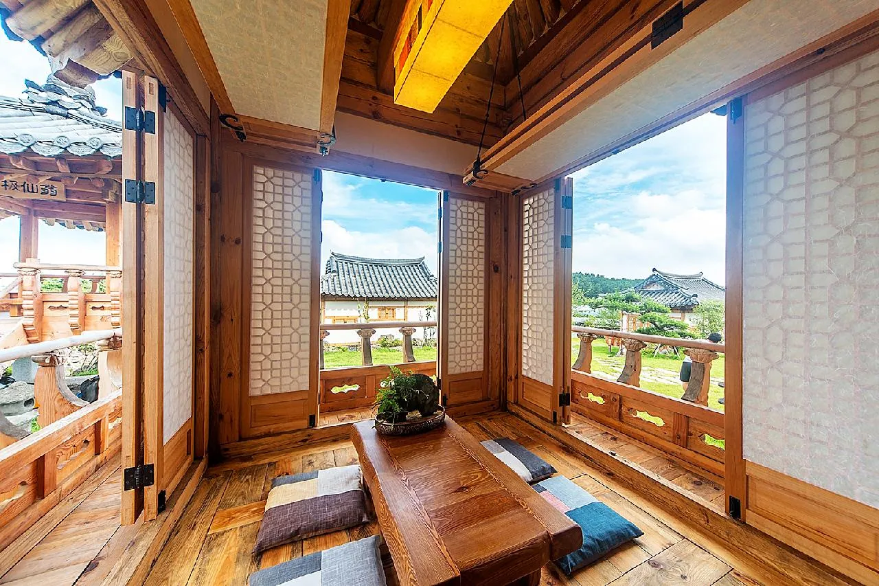 Staying Overnight: Hanok Accommodations for an Authentic Experience
