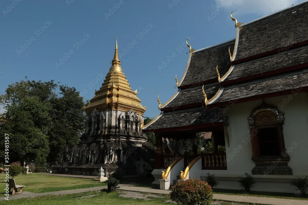 Wat Chiang Man is the oldest temple in Chiang Mai foto de Stock | Adobe Stock