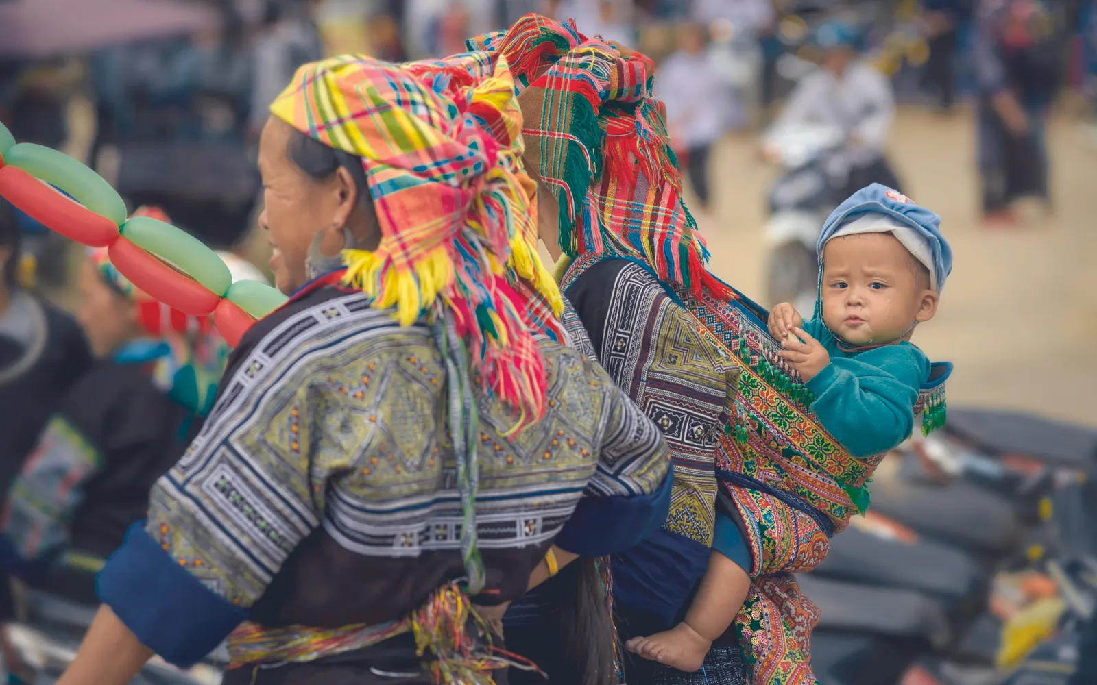 Cultural Insights: Connecting with Local Communities
